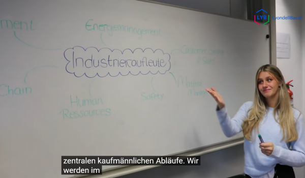 2. Platz: Karl-Schiller-Berufskolleg - Industriekaufmann/kauffrau